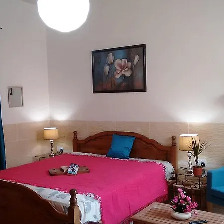 Avalon Seaside B&B - Gozo Bellevue Homes Xlendi
