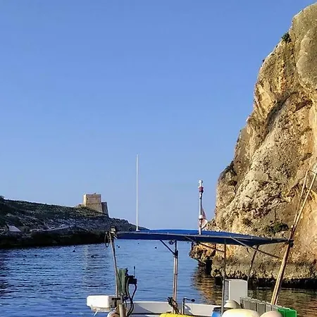Avalon Seaside B&B - Gozo Bellevue Homes Xlendi