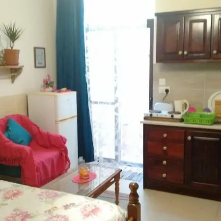 Avalon Seaside B&B - Gozo Bellevue Homes *